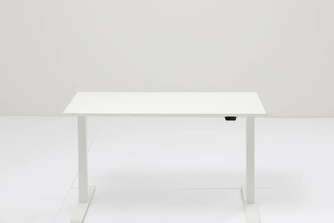 Skrivbord Smart - Vit/Vit Höj/Sänkbart, 140cm - KARE Design