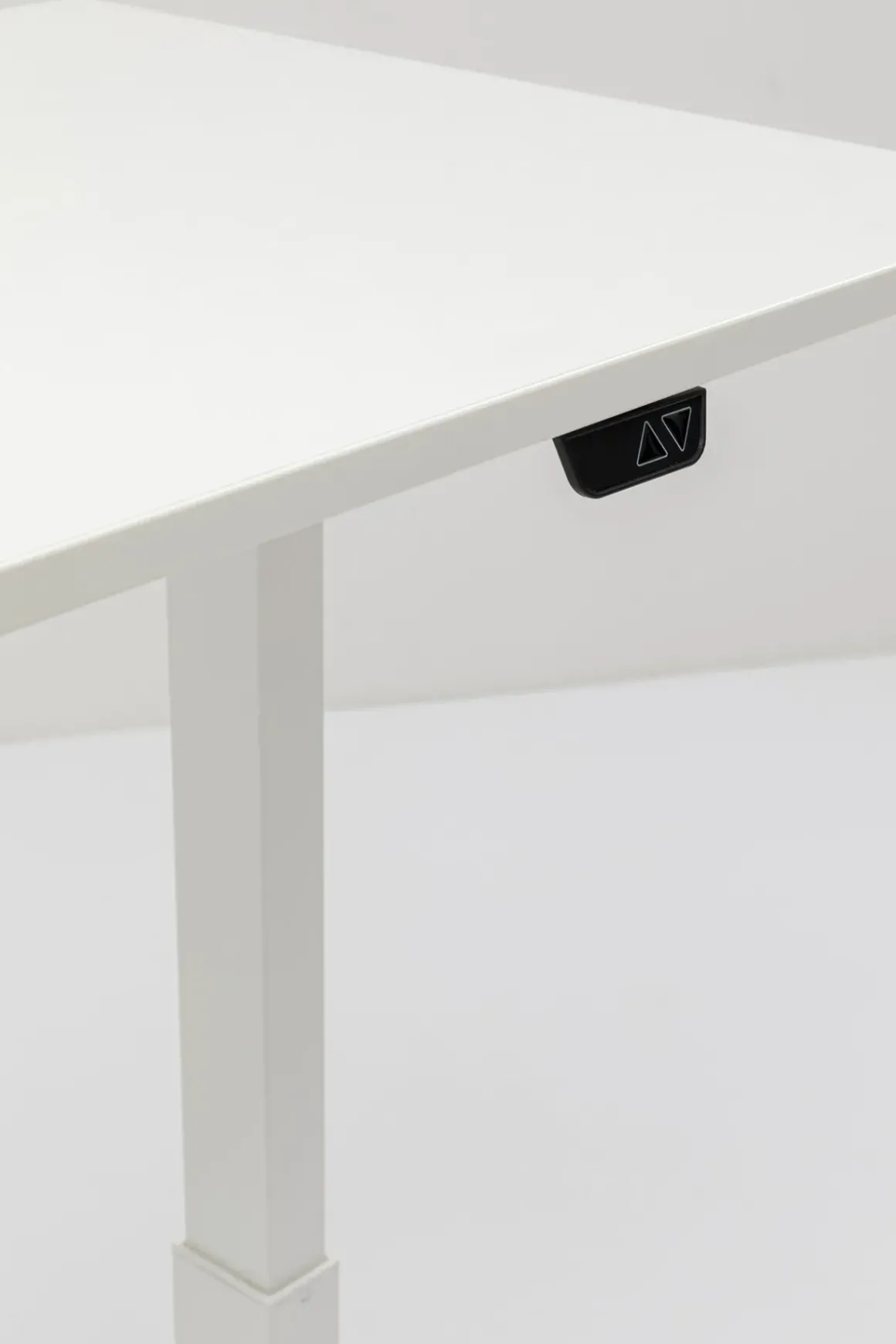 Skrivbord Smart - Vit/Vit Höj/Sänkbart, 140cm - KARE Design