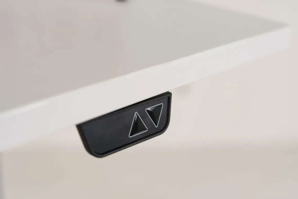 Skrivbord Smart - Vit/Vit Höj/Sänkbart, 140cm - KARE Design