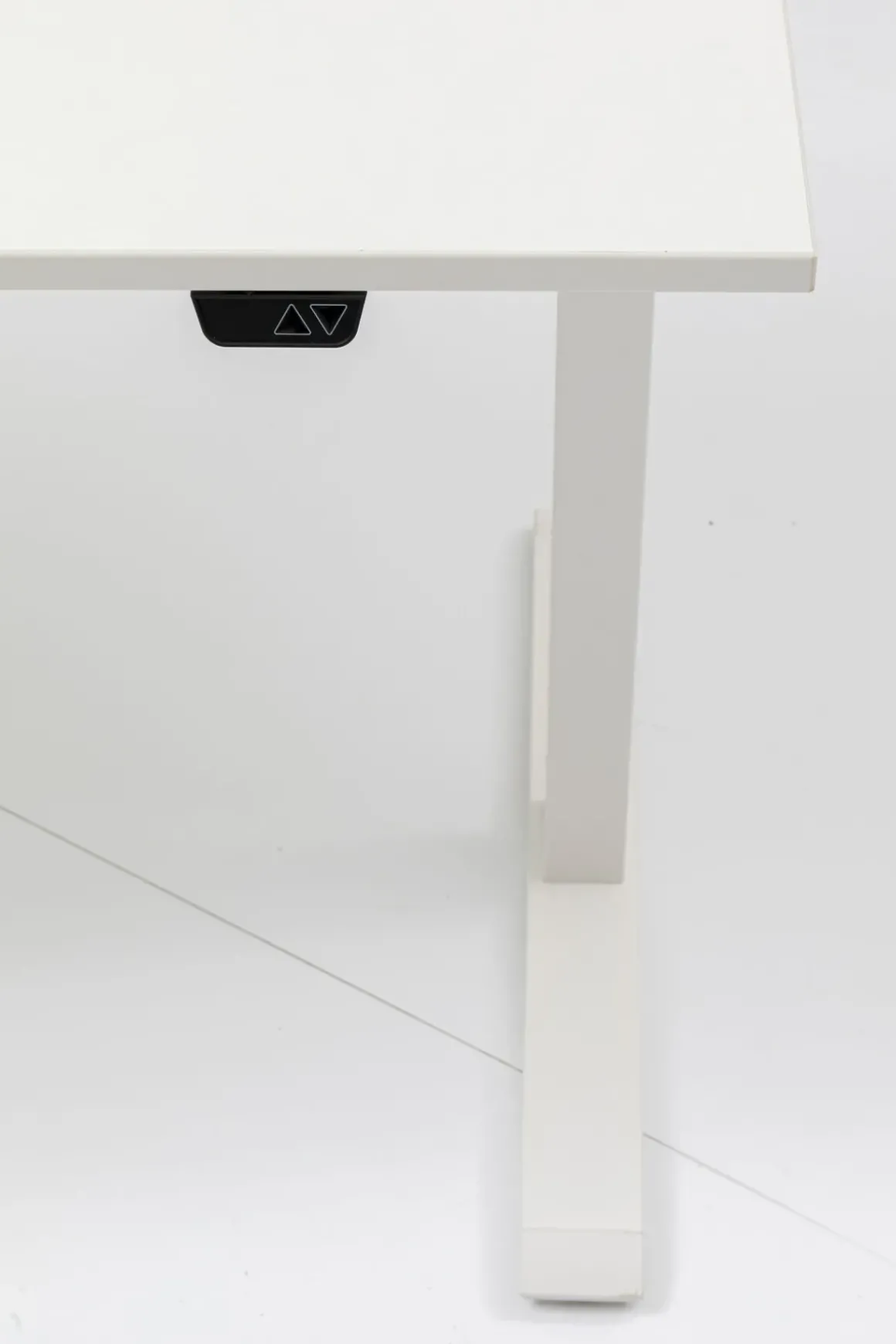 Skrivbord Smart - Vit/Vit Höj/Sänkbart, 140cm - KARE Design