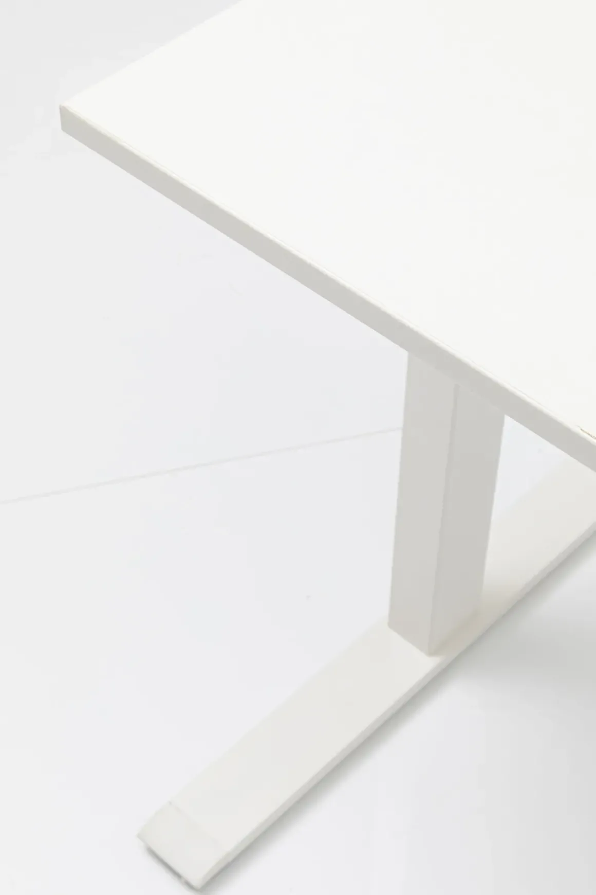 Skrivbord Smart - Vit/Vit Höj/Sänkbart, 140cm - KARE Design