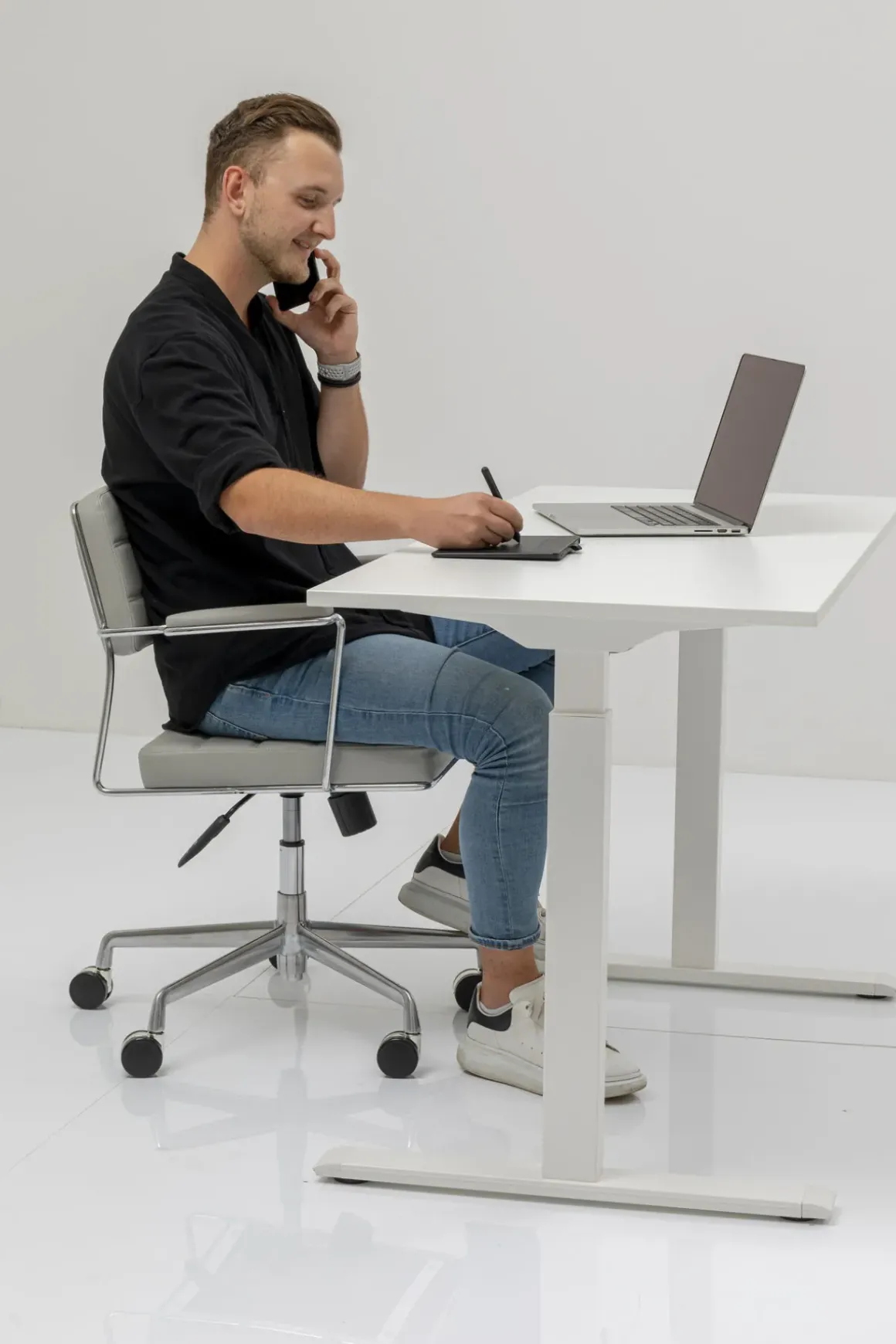 Skrivbord Smart - Vit/Vit Höj/Sänkbart, 140cm - KARE Design