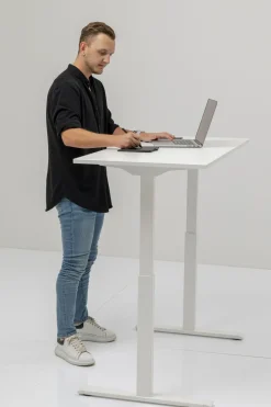 Skrivbord Smart - Vit/Vit Höj/Sänkbart, 140cm - KARE Design