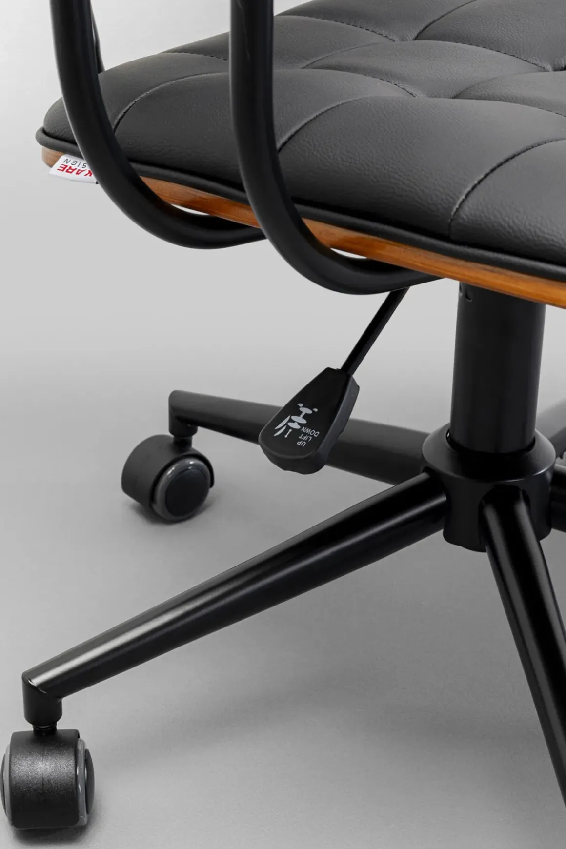 Skrivbordsstol Nelly - Svart - KARE Design