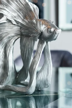 Skulptur Betta Fish - Dekorfigur Silver Fisk, 34cm - KARE Design