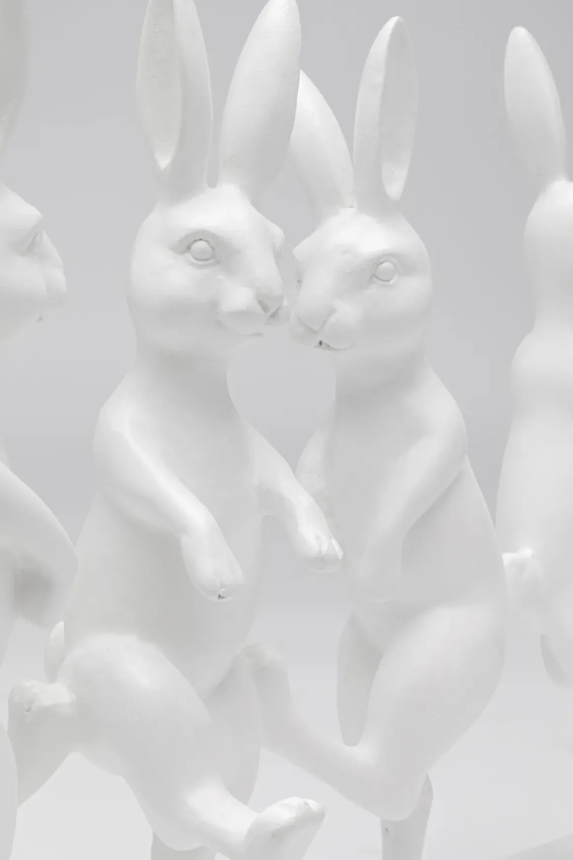 Skulptur Dancing Rabbits - Vit, 40cm - KARE Design