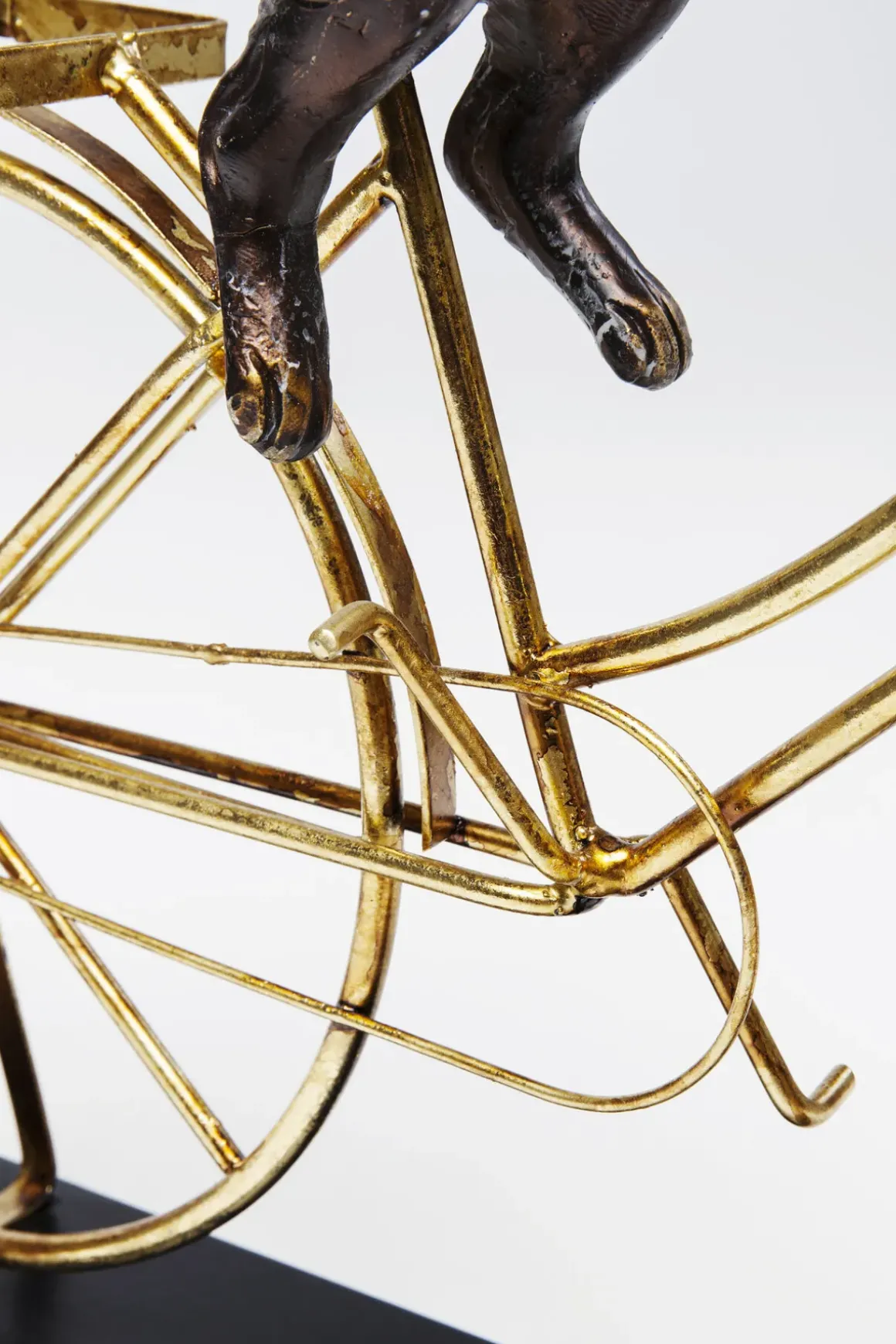 Skulptur Dog On Bicycle - Dekor Cyklande Hund - KARE Design