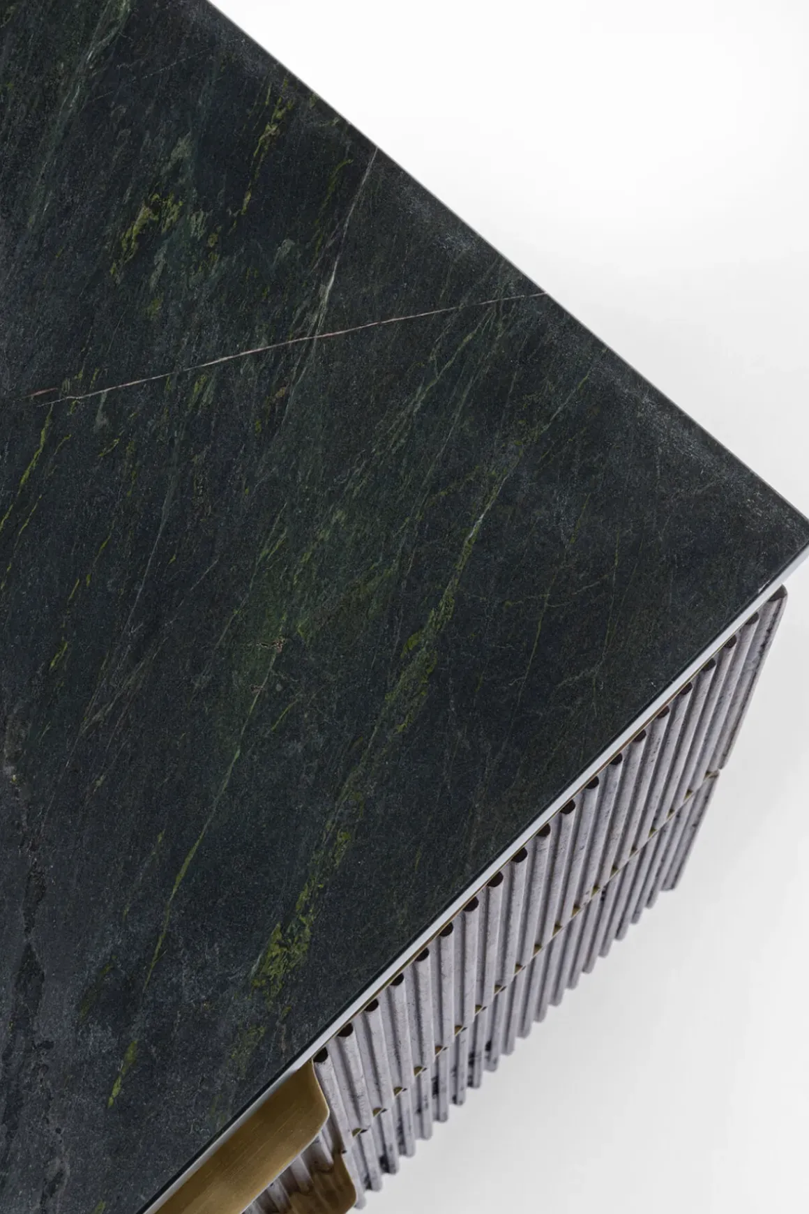 Sängbord - Byrå Catalina - Mörkt trä/Marmor, 51x58cm - KARE Design