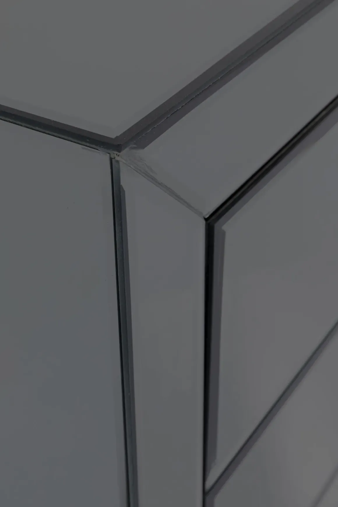 Sängbord Luxury Push - Grå Spegelglas, 2 Lådor - KARE Design