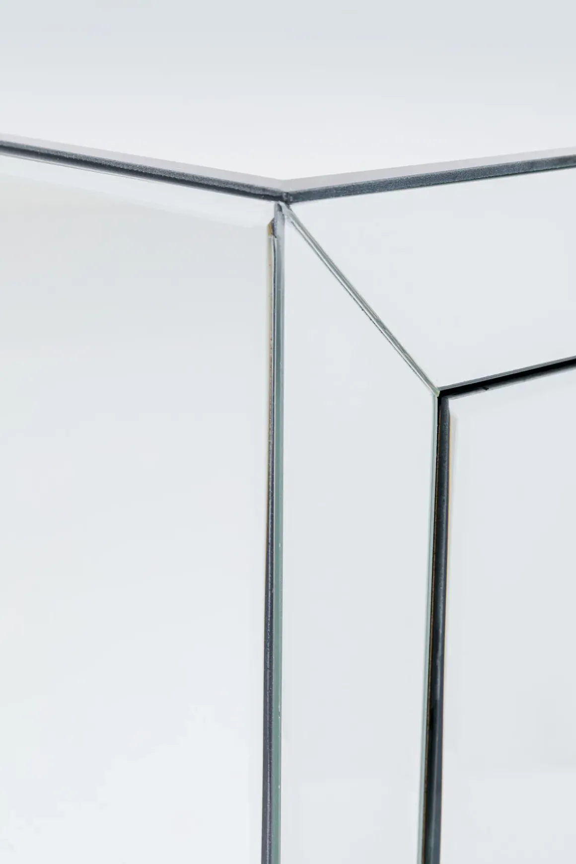 Sängbord Luxury - Spegelglas, 3 Lådor - KARE Design