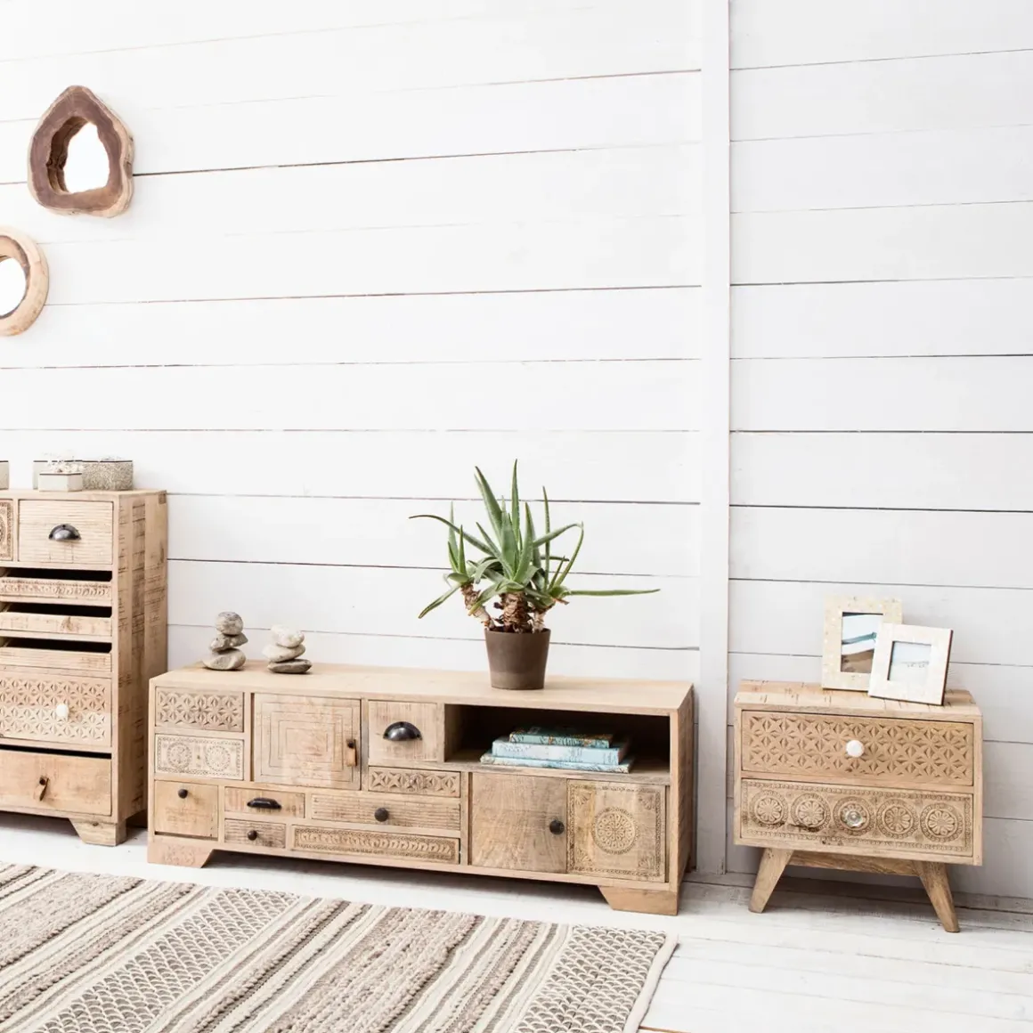 Sängbord Puro - Liten Byrå i Trä med 2 Lådor - KARE Design