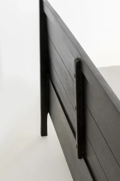 Säng Brooklyn Valnöt - Massivt Trä, 160x200cm - KARE Design