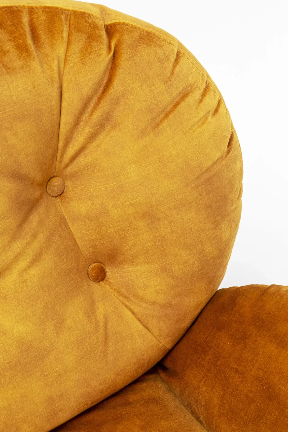 Snurrfåtölj Cosy - Sammet Bärnsten - KARE Design
