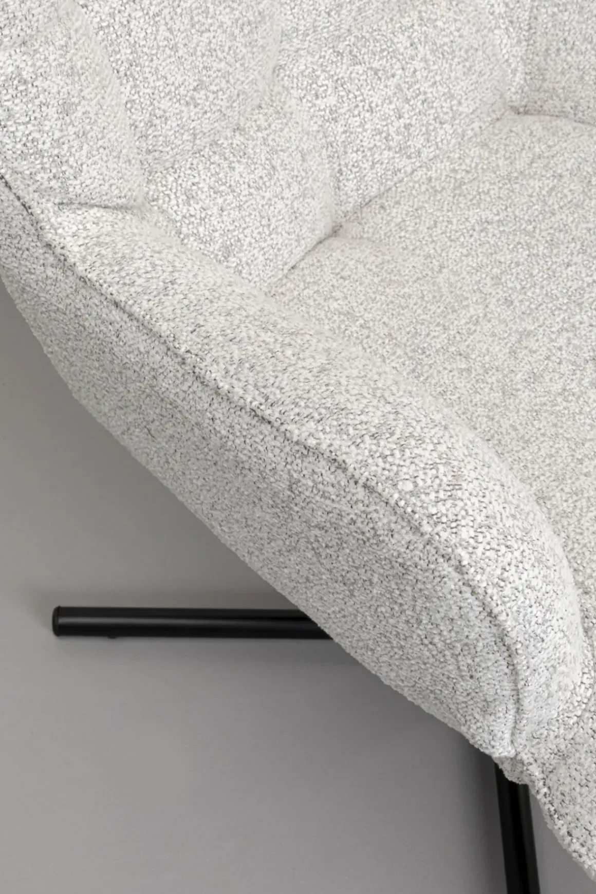 Snurrfåtölj Oscar - Beige - KARE Design