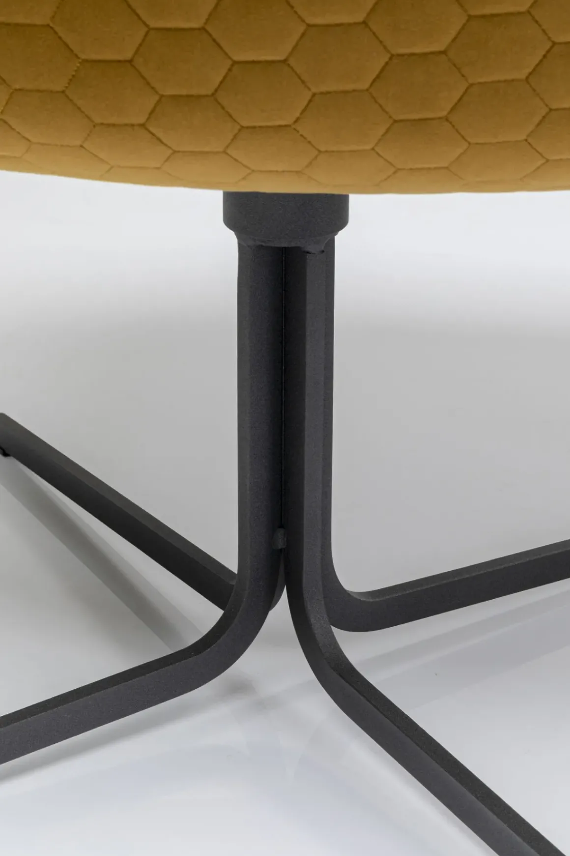 Snurrstol Bristol Gul - KARE Design