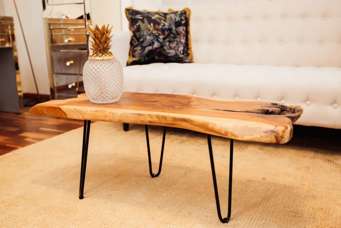 Soffbord Aspen - Bord i Rustikt Trä, 106x41cm - KARE Design