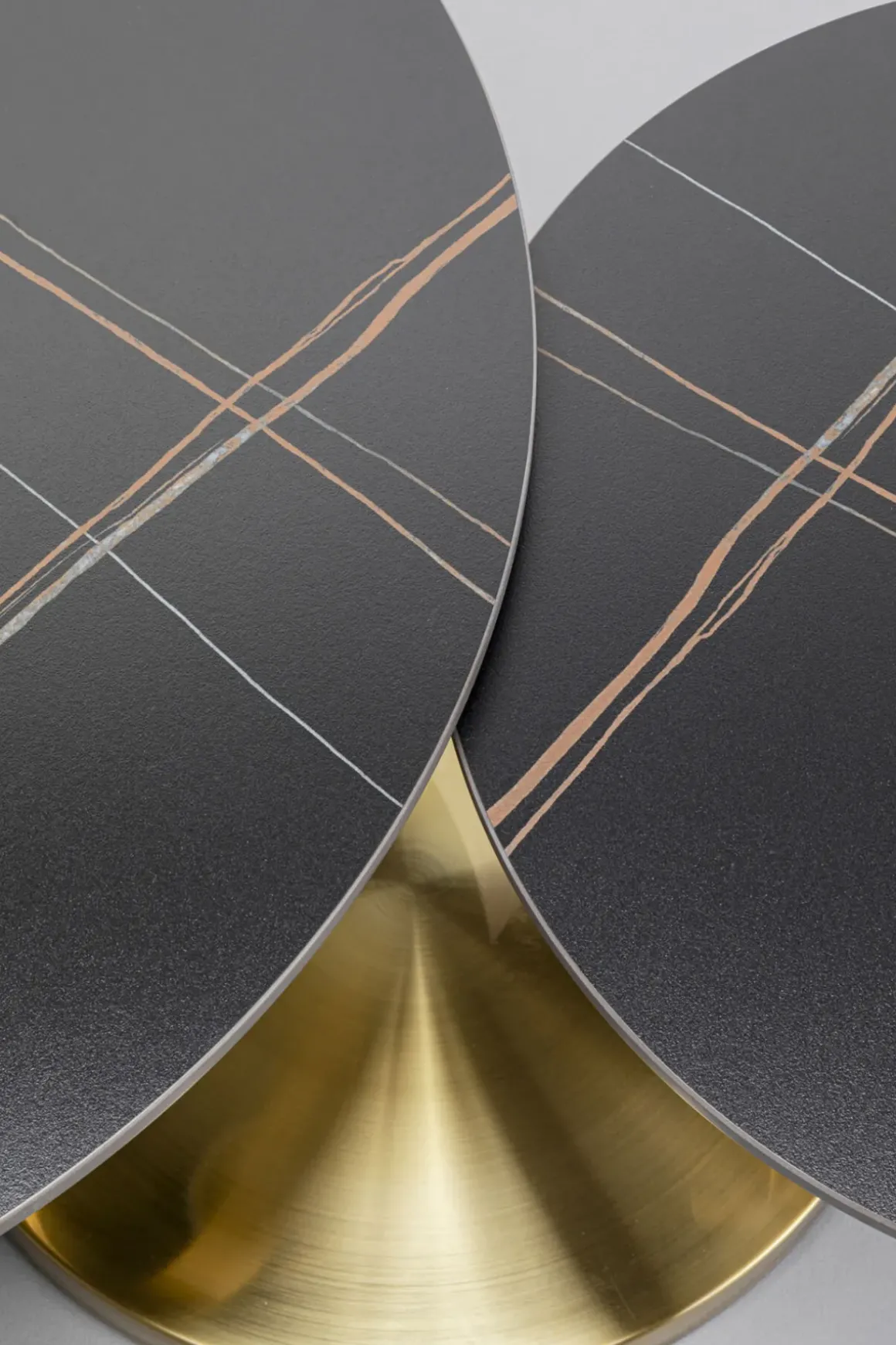 Soffbord Beverly - Guld, 133x80cm - KARE Design