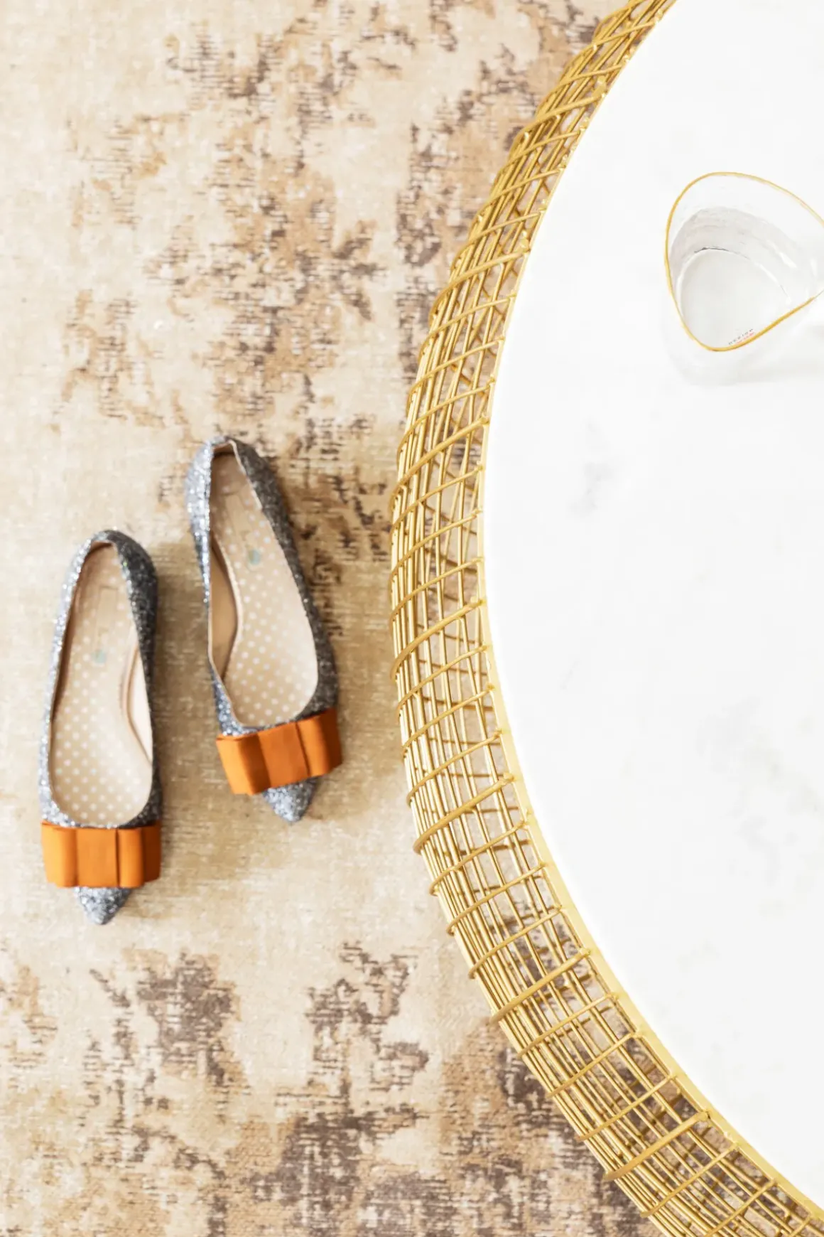 Soffbord Cesta Gold - Runt bord i Guldfinish/Marmor Ø100cm - KARE Design