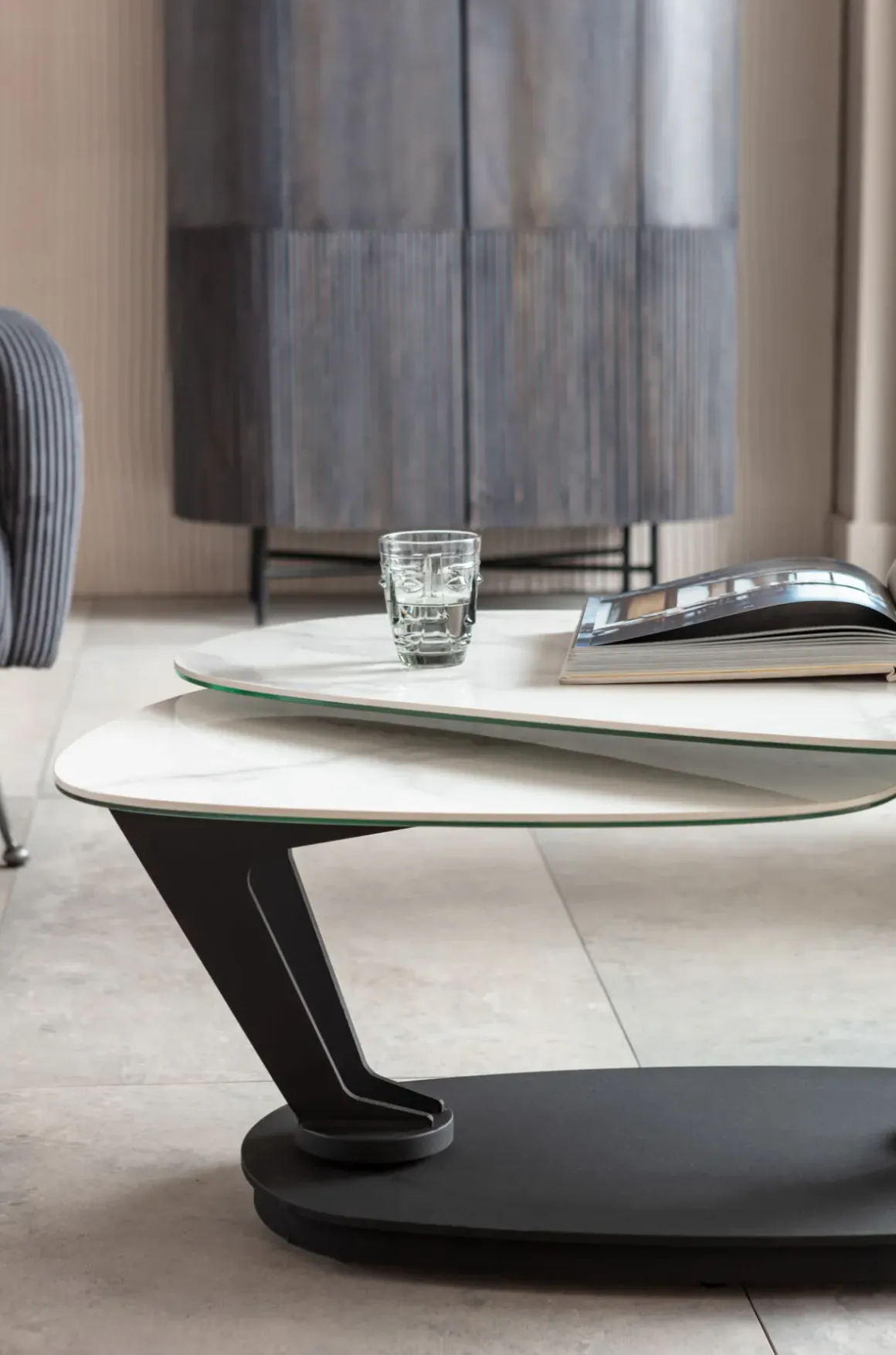 Soffbord Franklin - Svart/Vit, 150x58cm - KARE Design