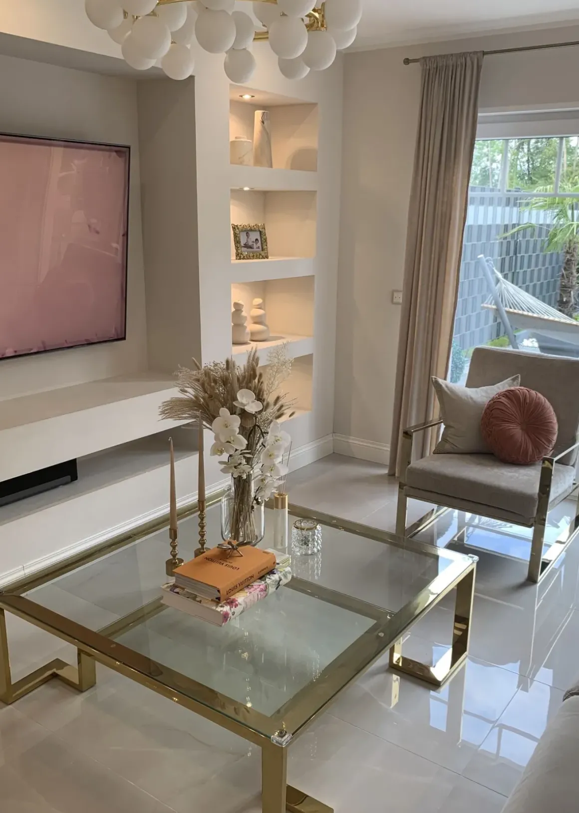 Soffbord Gold Rush - Glasbord med Hylla, 120x120cm - KARE Design