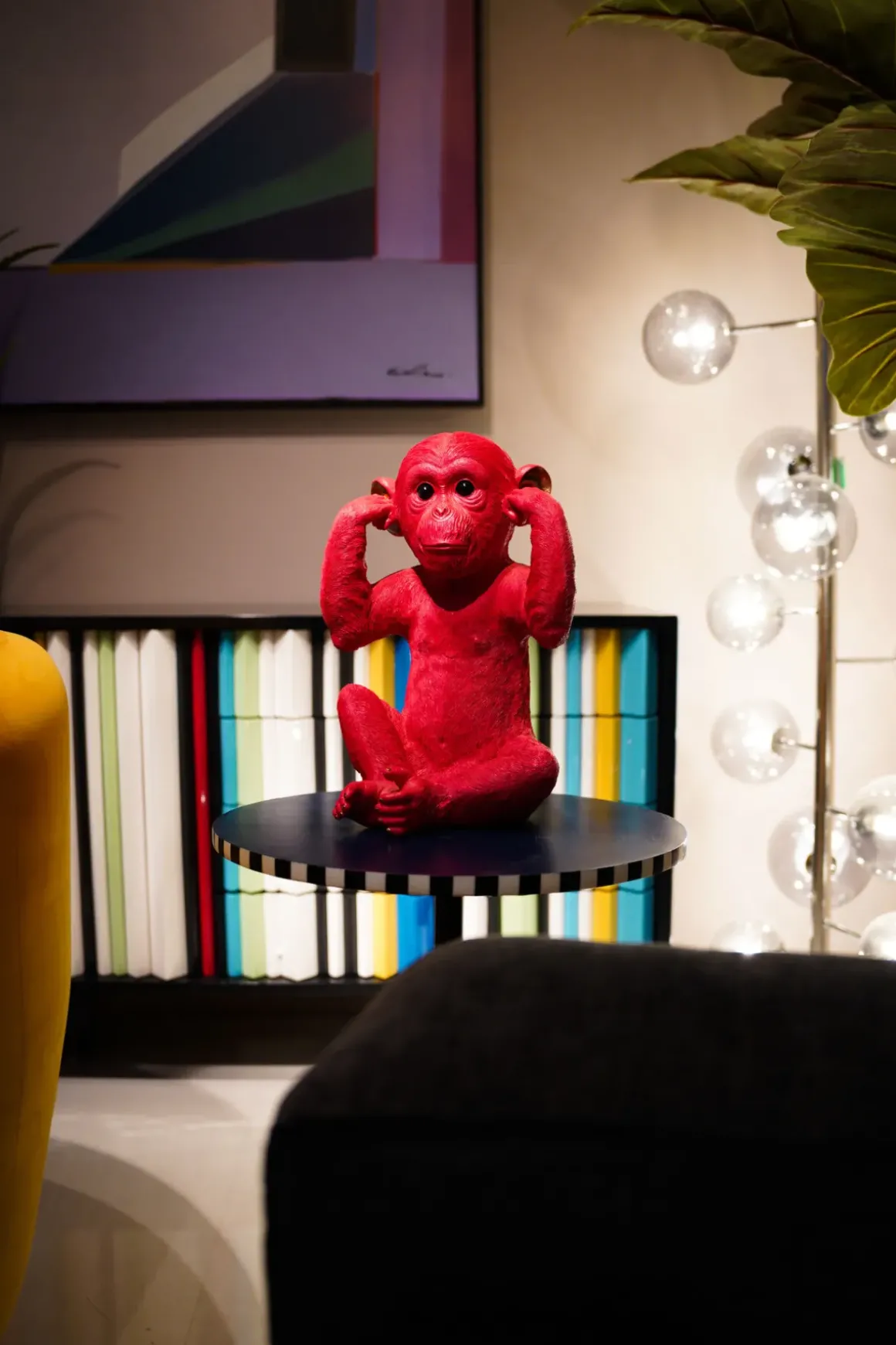 Sparbössa Monkey Kikazaru Röd - KARE Design