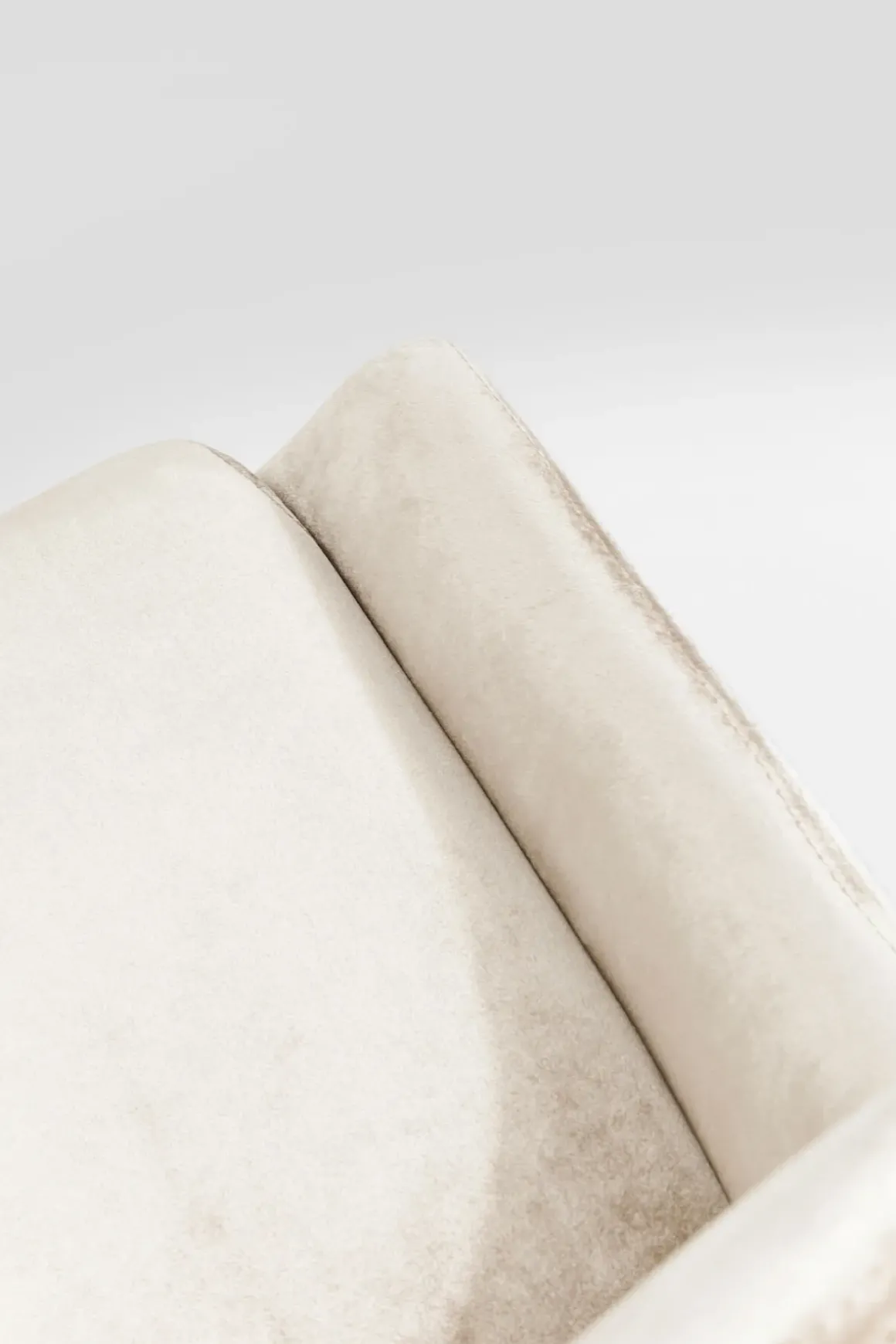 Stol East Side - Sammet Champagne - KARE Design