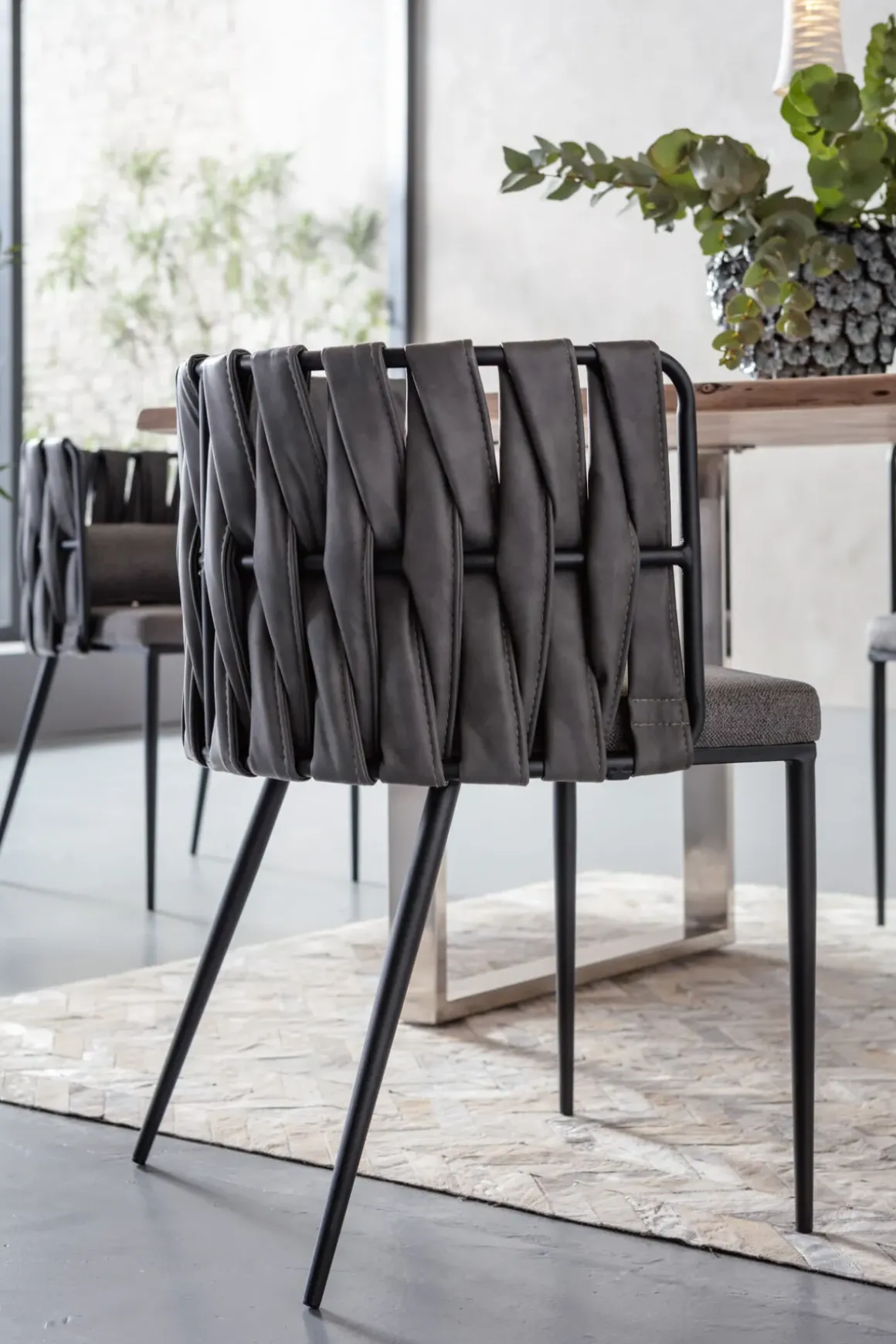 Stol med armstöd Cheerio Grå incl. Dyna - KARE Design