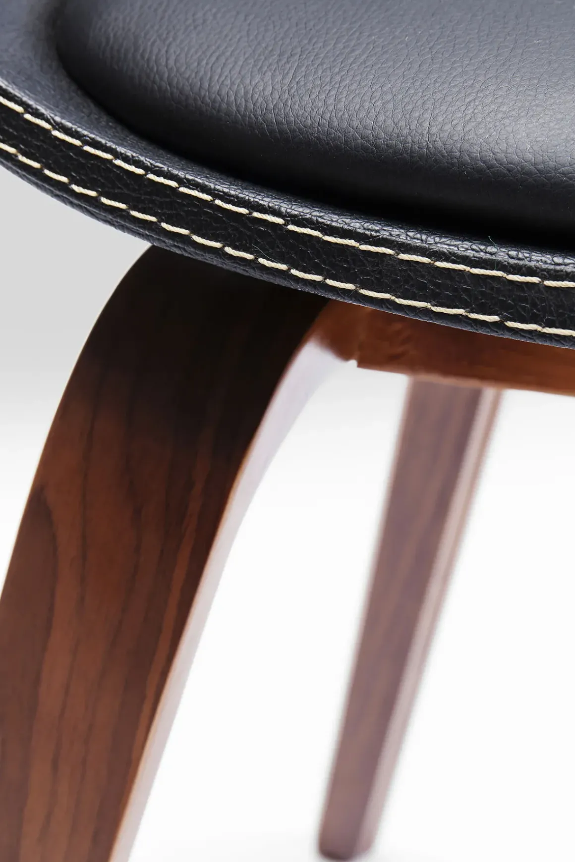 Stol med armstöd Costa Walnut - KARE Design