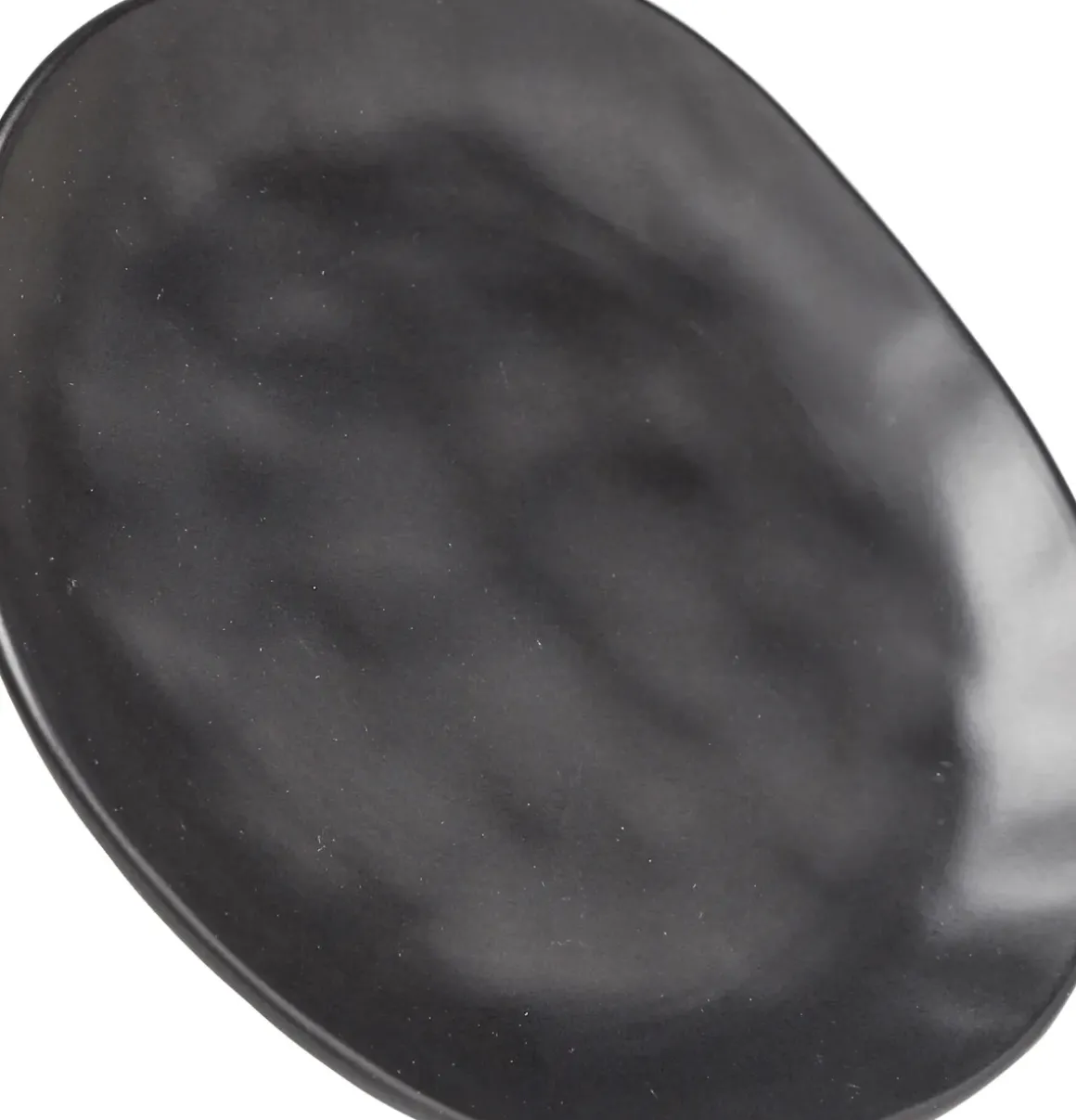 Tallrik Organic - Stengods Svart Ø20cm - KARE Design