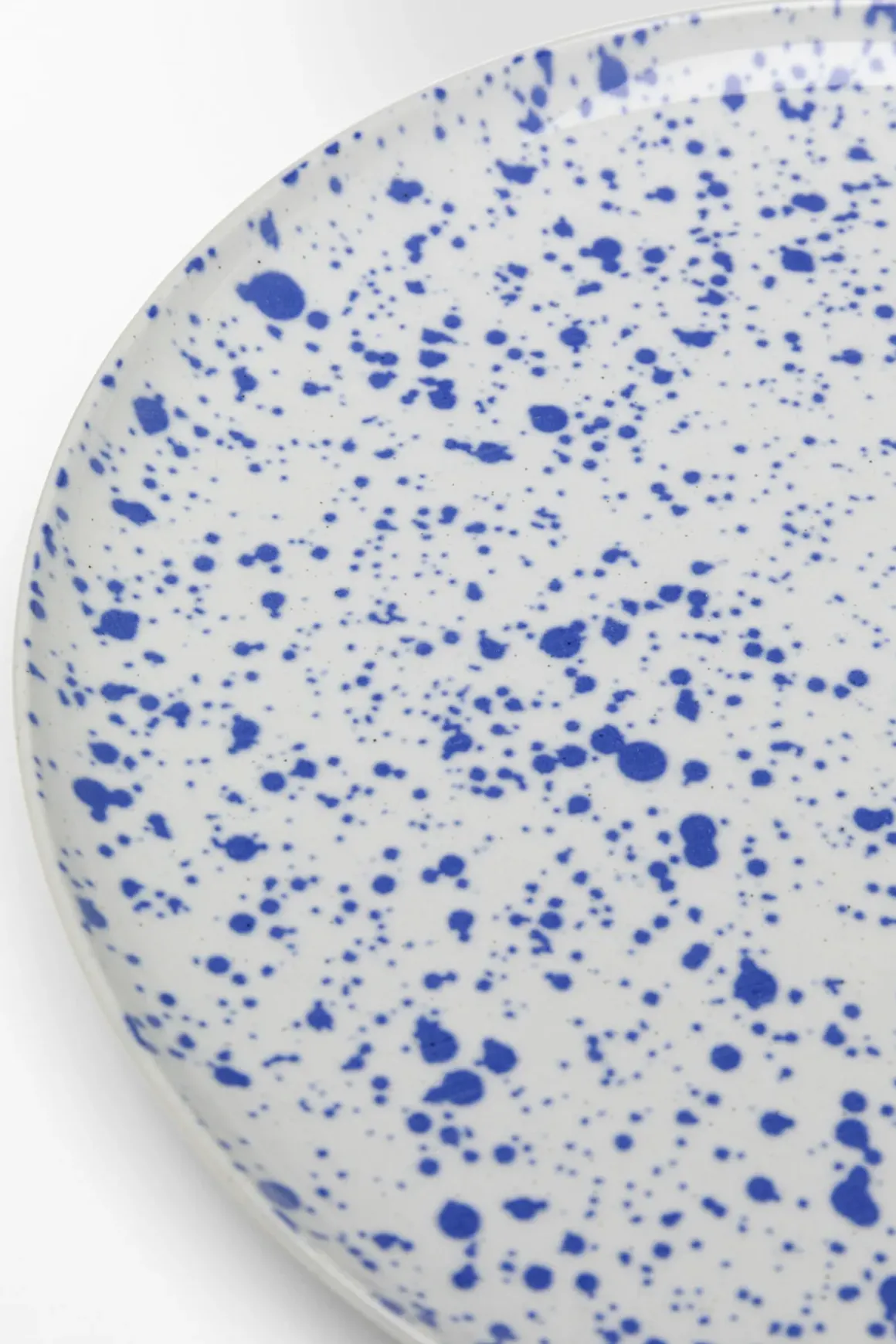 Tallrik Partito Dots - Vit, Blå, Ø27cm - KARE Design
