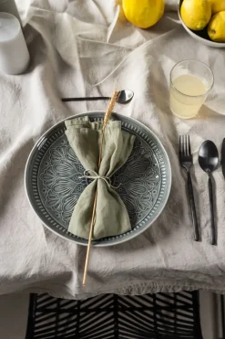 Tallrik Sicilia Mandala Grå Keramik, Ø27 - KARE Design