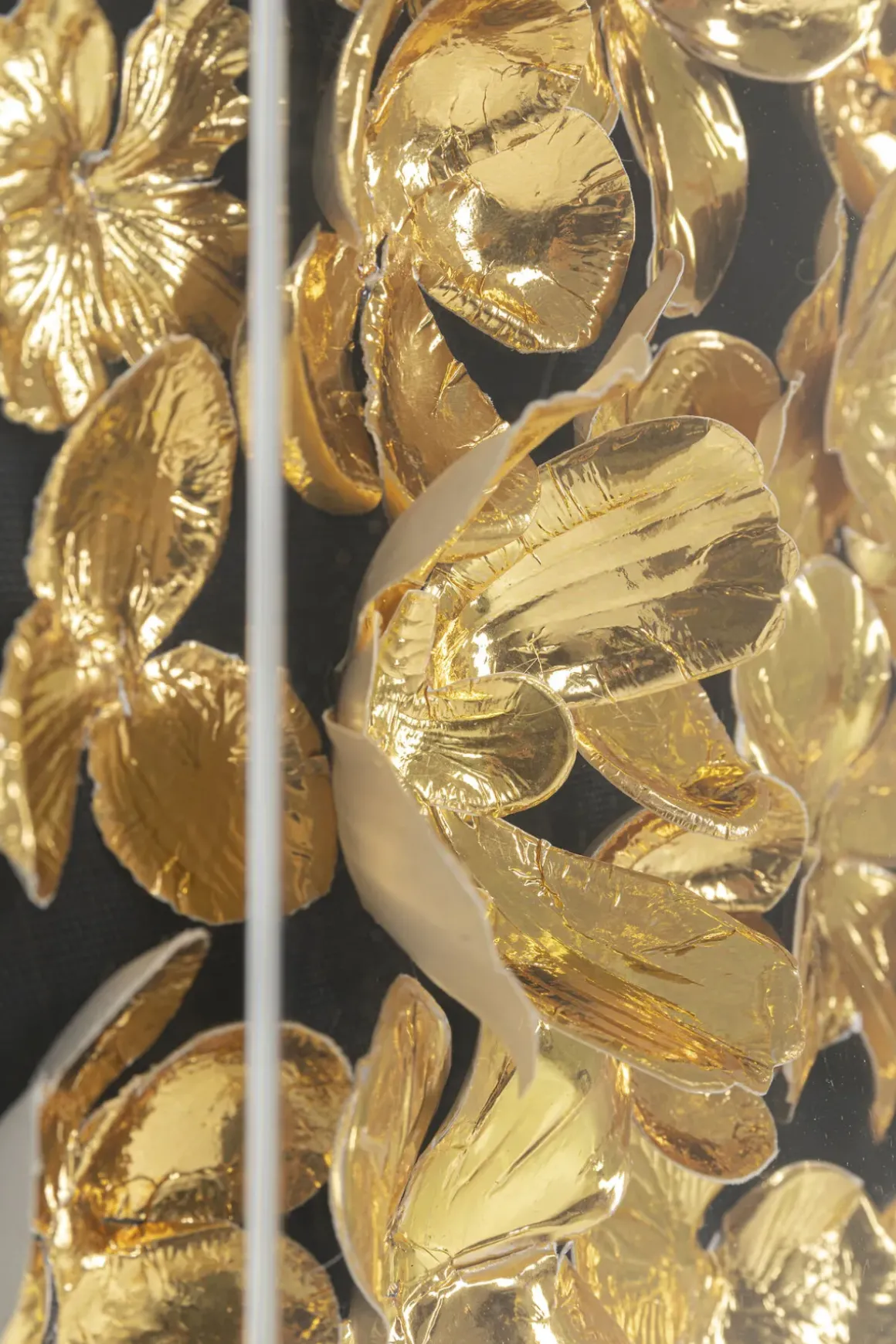 Tavla Flower Guld - 3D Blommor i Djup Plexiram, 60x60cm - KARE Design