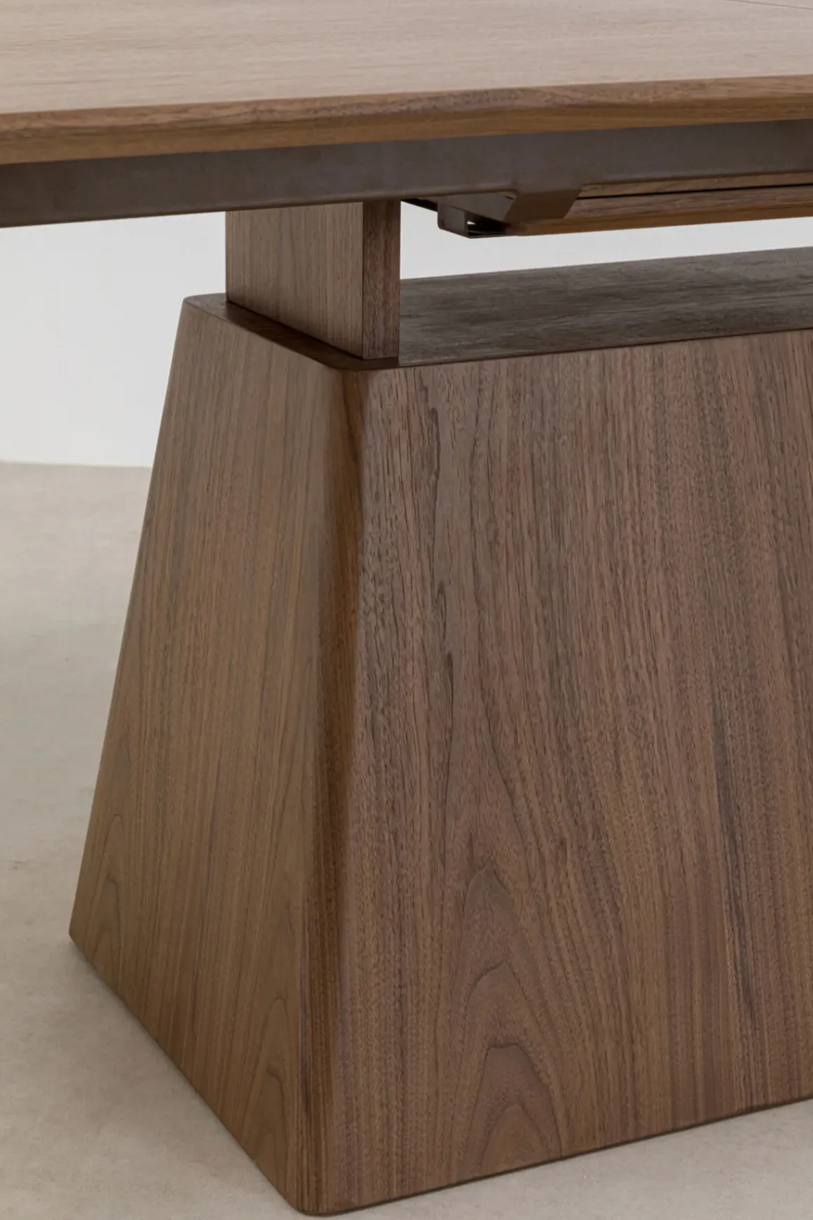Utdragbart Bord Benvenuto - Valnöt, 200-250x110cm - KARE Design