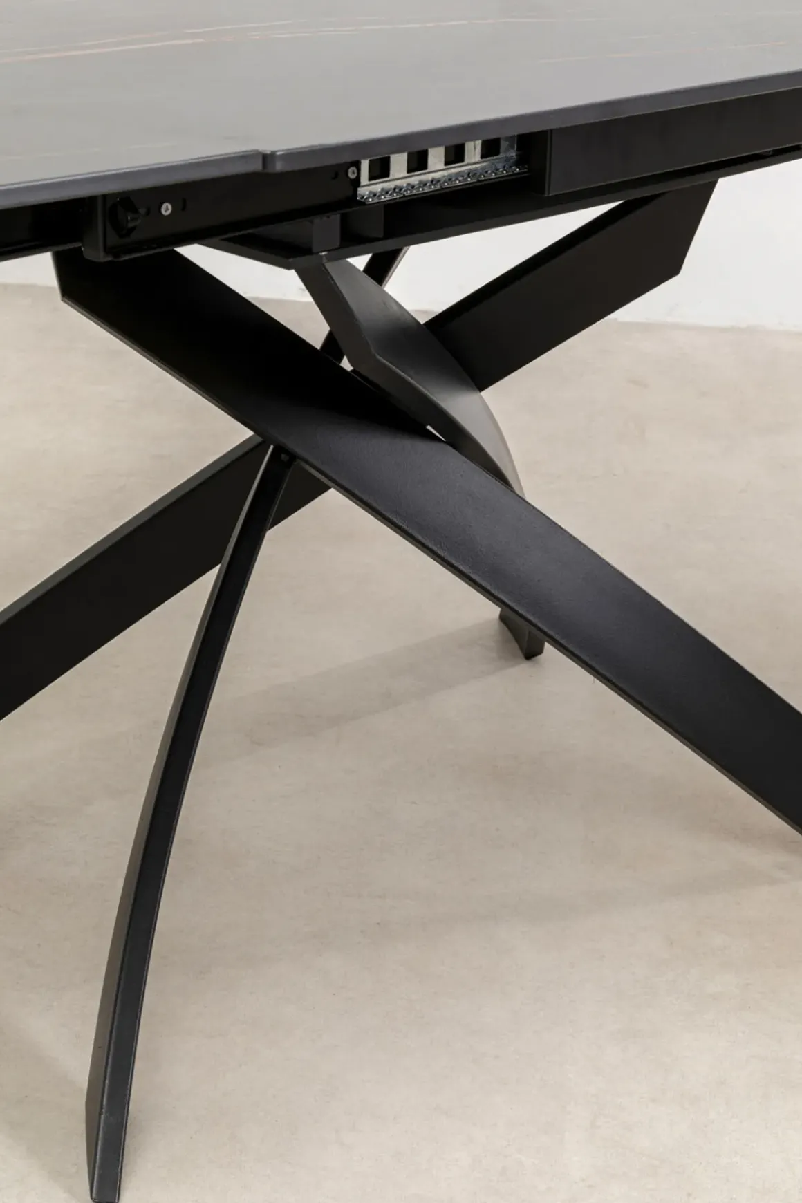 Utdragbart Bord Twist - Svart, 120(30+30)x90cm - KARE Design