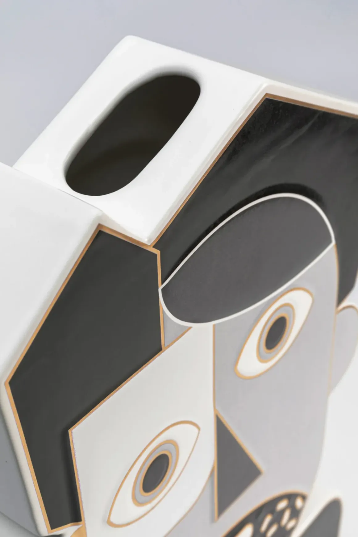 Vas Abstract Gentleman, 43cm - KARE Design