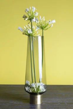 Vas Noble Ring - Hög Glasvas på Fot Tonad Grå/Mässing, 40cm - KARE Design