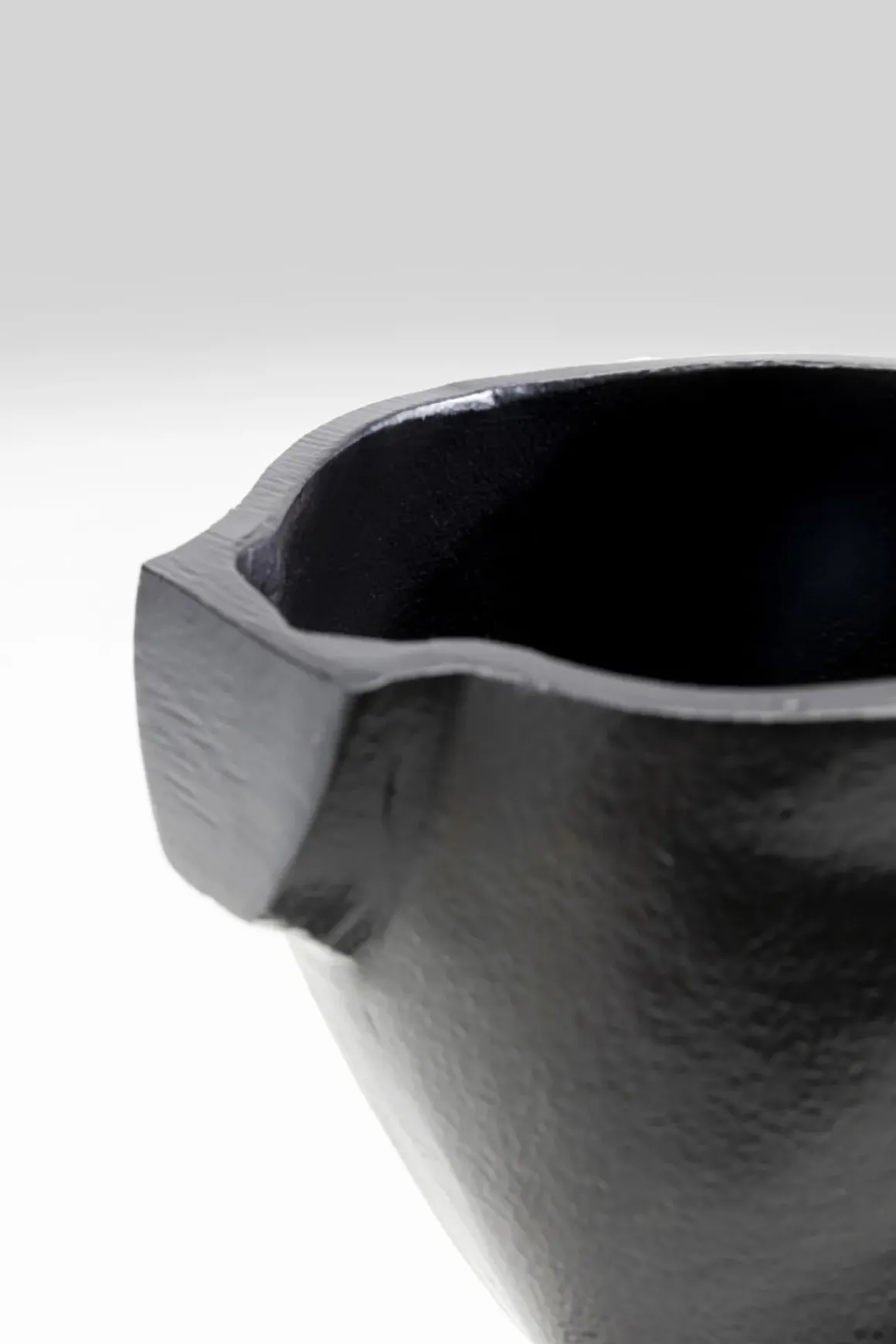 Vas Rostro - Svart, 17cm - KARE Design
