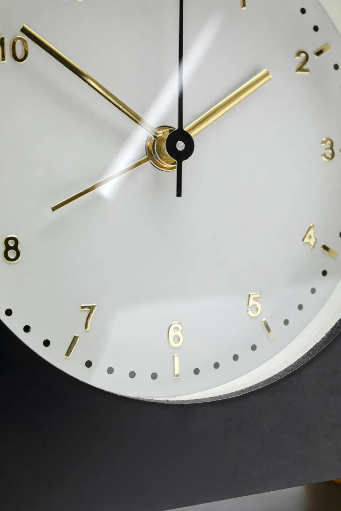 Väckarklocka Kian - Svart - KARE Design