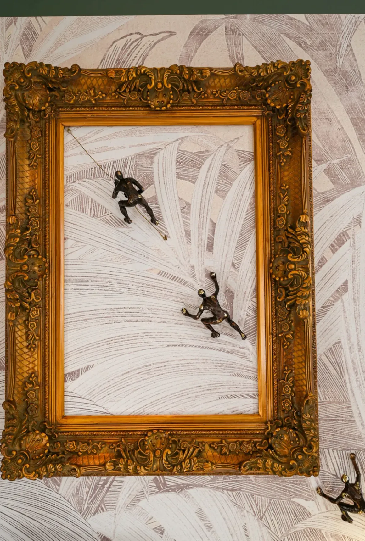 Väggdekoration Climber - KARE Design