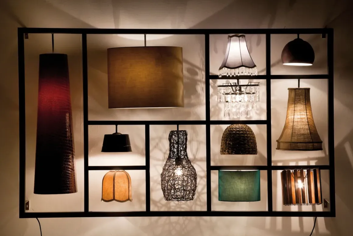 Vägglampa Parecchi Art House - KARE Design