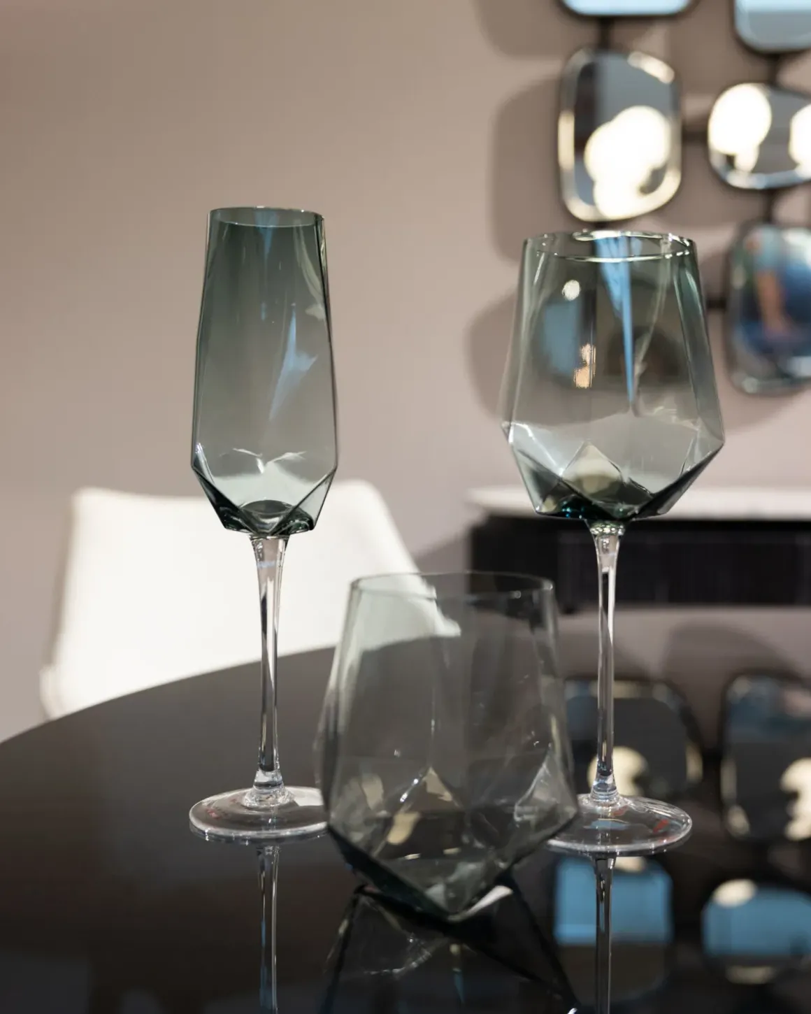 Vinglas Diamond Smoke - KARE Design