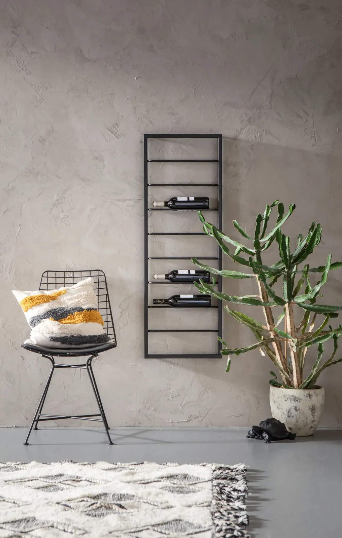 Vinhylla Bistro, Vägghängt Vinställ Svart, 40x120cm - KARE Design