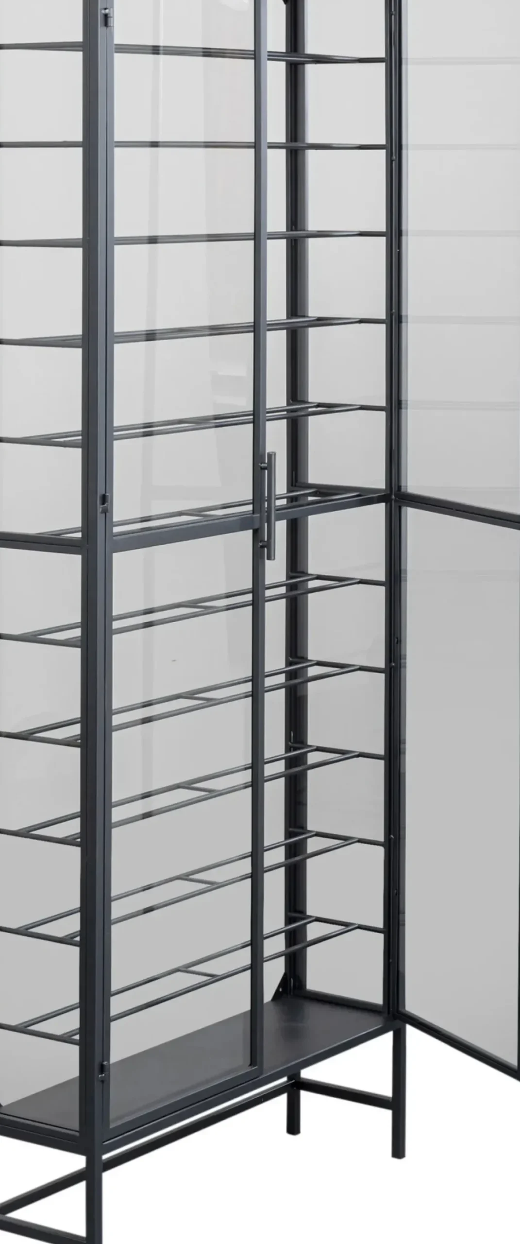 Vinhylla Suri - Vitrinskåp, 180x75cm - KARE Design