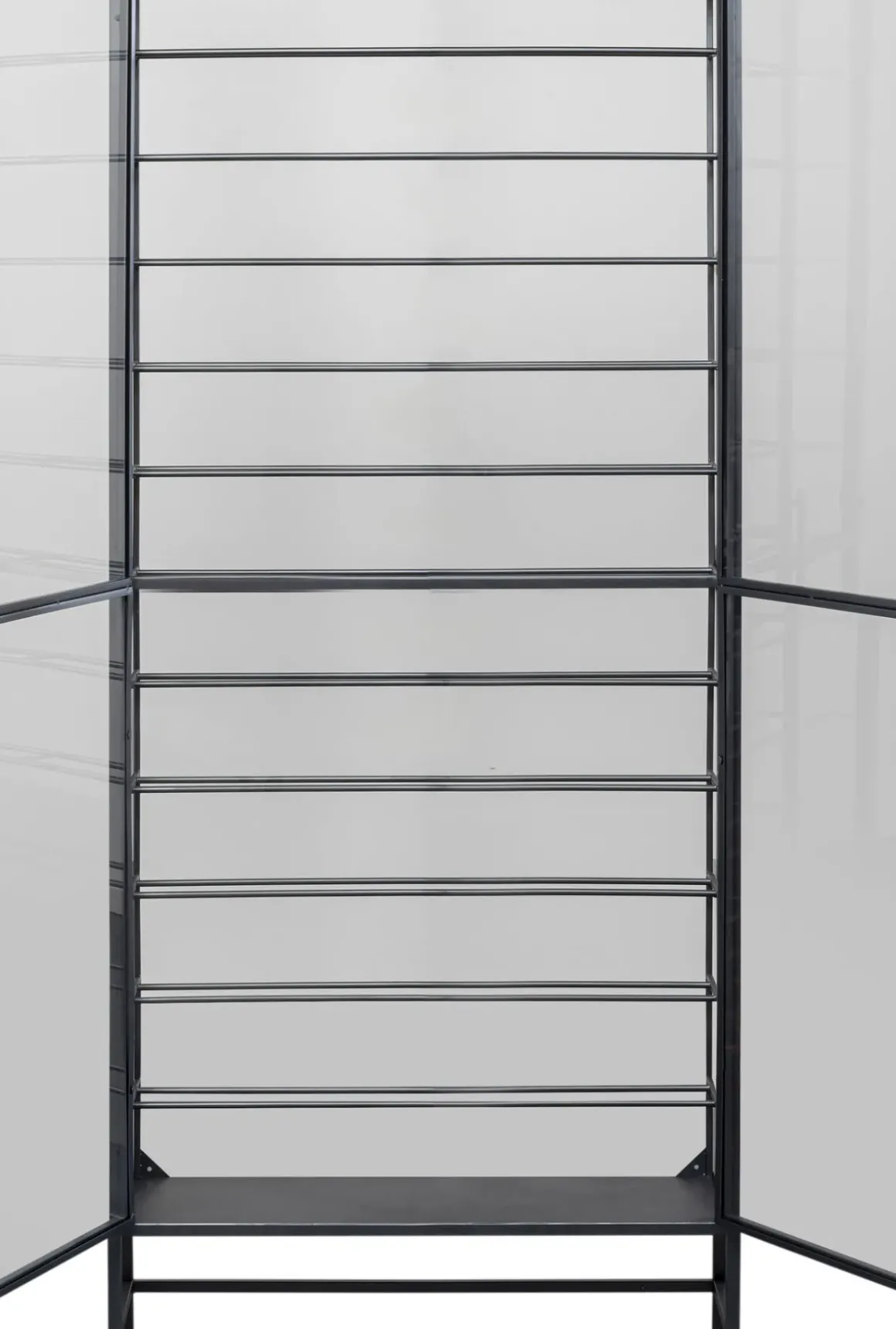 Vinhylla Suri - Vitrinskåp, 180x75cm - KARE Design
